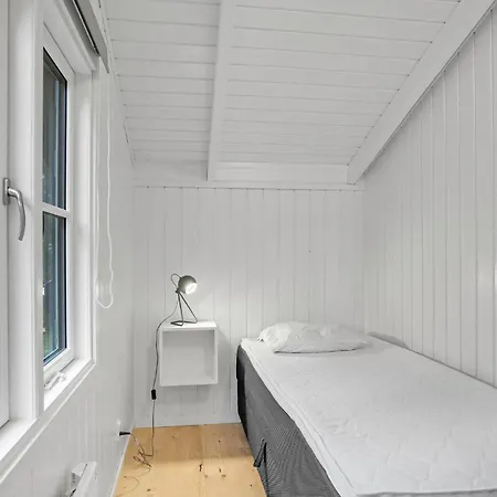 Amazing In With Kitchen